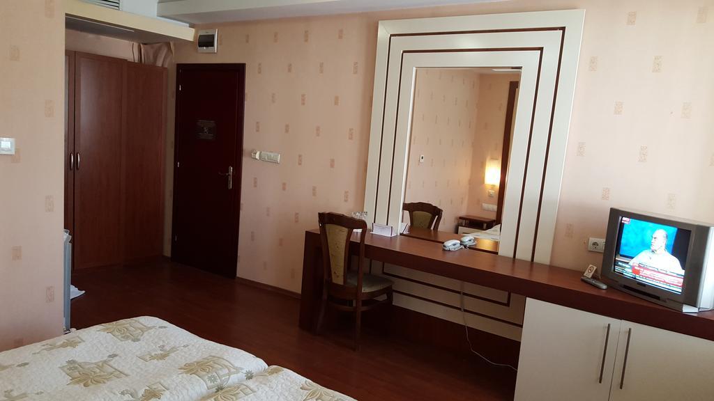 Bozukova House Hotel Sliven Quarto foto