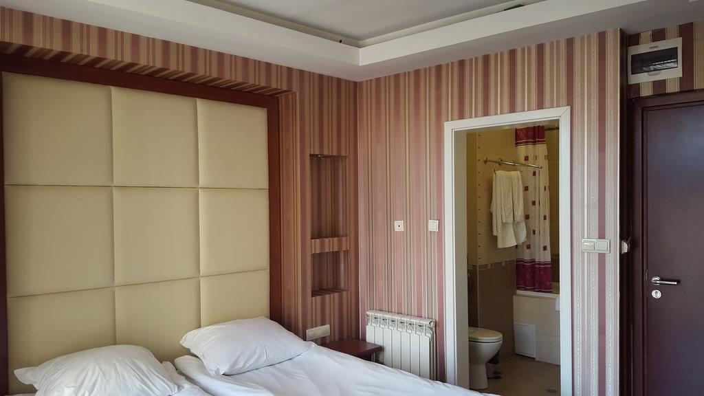 Bozukova House Hotel Sliven Quarto foto